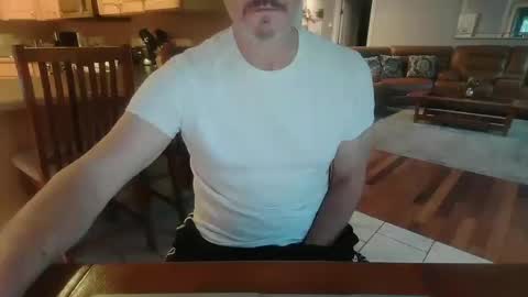 Mark online show from 10.10.25