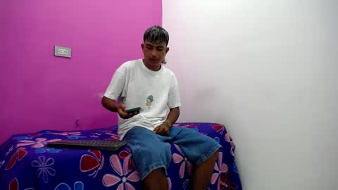 mark_latin18 online show from 02.12.25