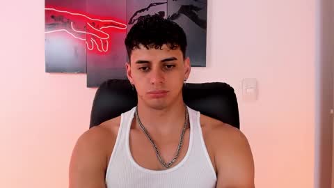 Snapshot of markpotier chatting on 01.09.25 MARK online show from 01.09.25