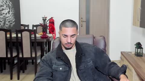 Snapshot of marktison chatting on 12.10.24 Tison online show from 12.10.24