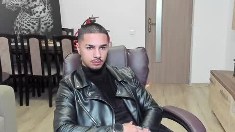 Snapshot of marktison chatting on 12.22.24 Tison online show from 12.22.24