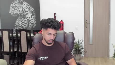 Snapshot of marktison chatting on 10.19.25 Tison online show from 10.19.25