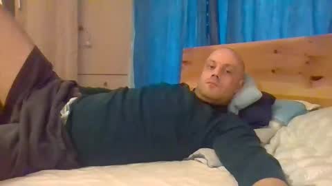Snapshot of markus_7 chatting on 09.24.25 markus_7 online show from 09.24.25