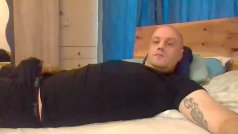 Snapshot of markus_7 chatting on 09.25.25 markus_7 online show from 09.25.25