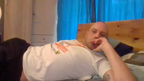 Snapshot of markus_7 chatting on 09.29.25 markus_7 online show from 09.29.25