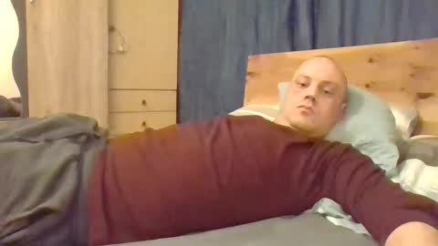 Snapshot of markus_7 chatting on 10.20.25 markus_7 online show from 10.20.25
