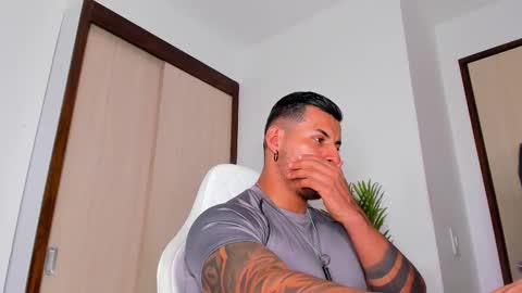 markus... Y online show from 02.21.25