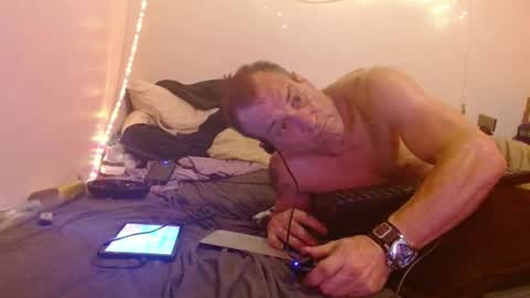 markymark101825061 online show from 01.13.25