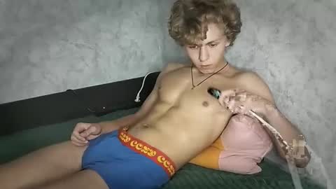 Snapshot of marmelad228 chatting on 10.01.25 marmelad228 online show from 10.01.25