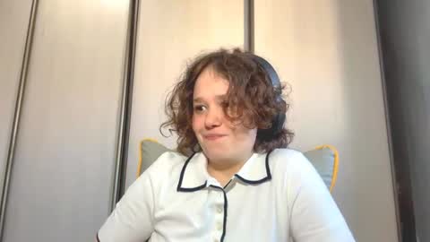 Lola online show from 03.26.26