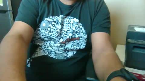 Snapshot of marriedandfrisky chatting on 02.27.26 Married Horny Guy online show from 02.27.26