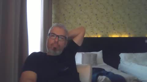 marriedcock1980 online show from 09.10.25