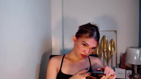 Snapshot of marryme_leixx chatting on 05.22.26 LEIXX online show from 05.22.26