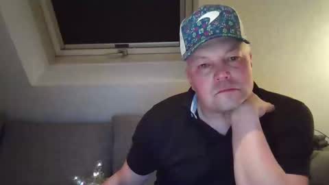 Snapshot of mars0481 chatting on 12.15.24 mars0481 online show from 12.15.24