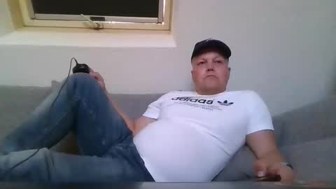 Snapshot of mars0481 chatting on 09.18.25 mars0481 online show from 09.18.25