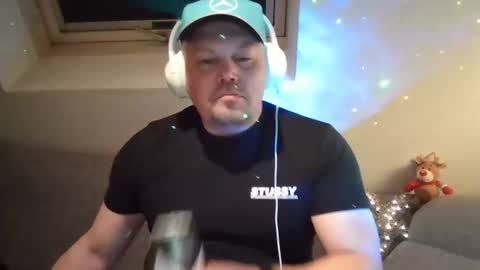 Snapshot of mars0481 chatting on 12.21.25 mars0481 online show from 12.21.25