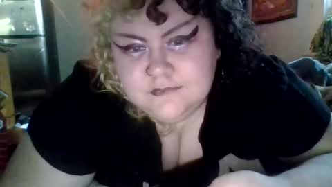 Snapshot of marshallmarx517 chatting on 06.23.26 marshallmarx517 online show from 06.23.26