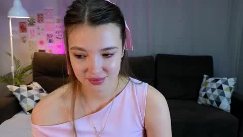 Snapshot of marshmelany chatting on 10.11.25 marshmelany online show from 10.11.25