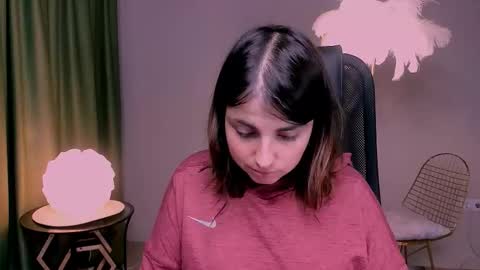 martaedams online show from 12.02.25