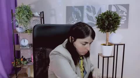 martaedams online show from 04.10.26