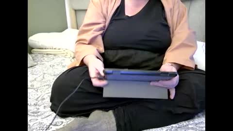 Martha online show from 11.05.25