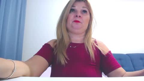 Snapshot of marthanollan chatting on 01.15.25 Martha online show from 01.15.25