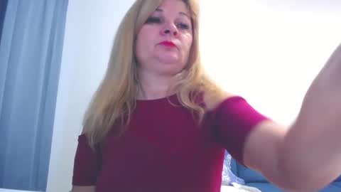 Snapshot of marthanollan chatting on 01.27.25 Martha online show from 01.27.25