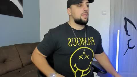 Snapshot of martiinsoul chatting on 12.21.24 Martiinsoul online show from 12.21.24