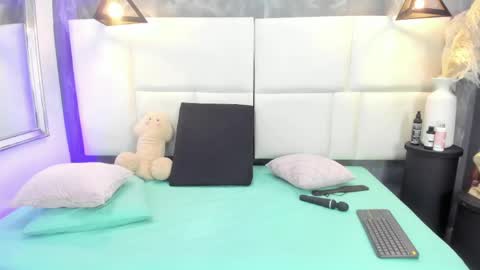 Martina  online show from 04.19.26