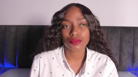 Laura online show from 03.01.25