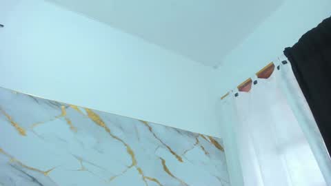 Snapshot of martina_lopezz1 chatting on 02.19.25 Martina online show from 02.19.25