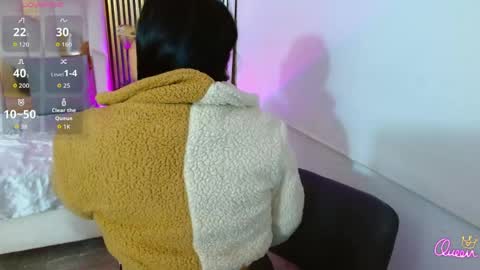 Snapshot of martina_tay chatting on 05.30.26 Hey im martina online show from 05.30.26