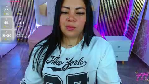 Snapshot of martina_tay chatting on 07.03.26 Hey im martina online show from 07.03.26
