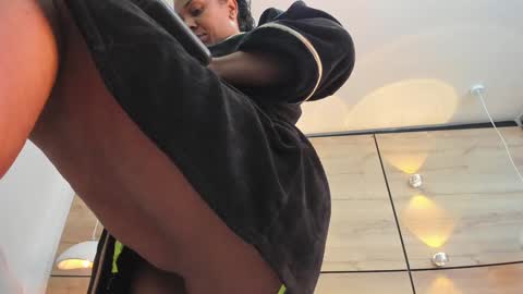 martina touss  online show from 02.05.25