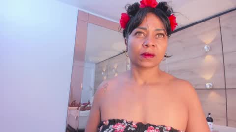 martina touss  online show from 11.27.25