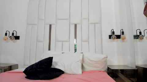 Snapshot of martina_xblack chatting on 01.12.25 Martina Black online show from 01.12.25