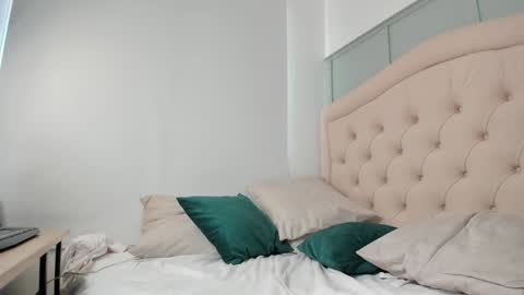 Snapshot of martina_xblack chatting on 02.01.25 Martina Black online show from 02.01.25