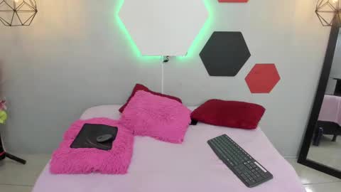 Martina online show from 12.15.24