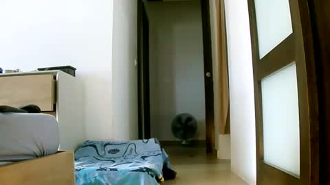 Snapshot of martinas_fantasies chatting on 10.05.25 Play with me I obey I promise  online show from 10.05.25