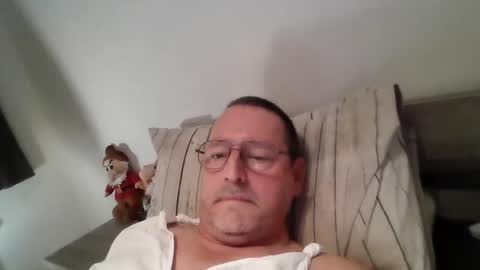 Snapshot of martinb62 chatting on 10.11.25 Hotguy61 online show from 10.11.25
