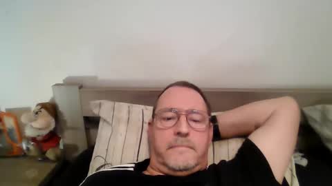 Snapshot of martinb62 chatting on 10.14.25 Hotguy61 online show from 10.14.25