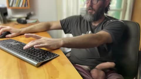 Snapshot of martincito22xl chatting on 12.01.24 Martincito online show from 12.01.24