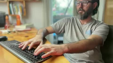 Snapshot of martincito22xl chatting on 01.05.25 Martincito online show from 01.05.25