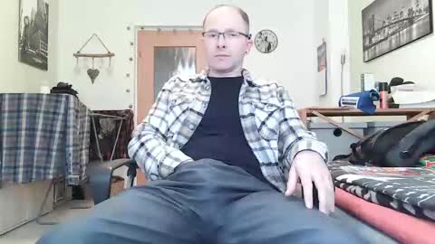 Snapshot of martingersdorf85 chatting on 10.17.25 Martin online show from 10.17.25