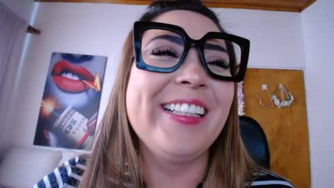 Snapshot of martiniella chatting on 05.22.26 Antonella Martini online show from 05.22.26