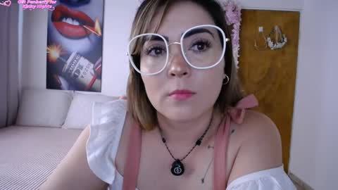 Snapshot of martiniella chatting on 05.29.26 Antonella Martini online show from 05.29.26