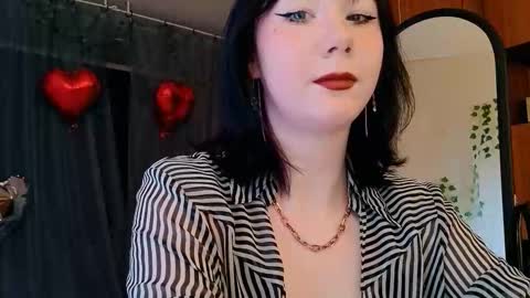 Snapshot of marty_bree chatting on 03.25.26 Nancy online show from 03.25.26