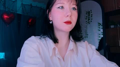 Snapshot of marty_bree chatting on 04.05.26 Nancy online show from 04.05.26