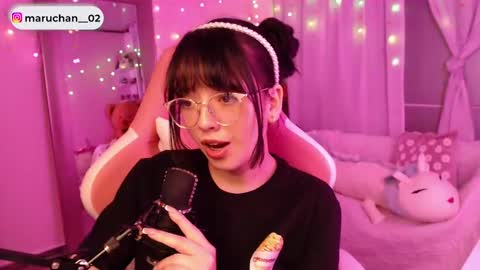 Snapshot of maru_chan_ chatting on 02.08.25 INSTAGRAM Maruchan 02 online show from 02.08.25