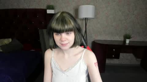 Snapshot of mary_backerr chatting on 05.09.26 Mary online show from 05.09.26